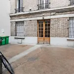 Superb Apt Porte De Clichy